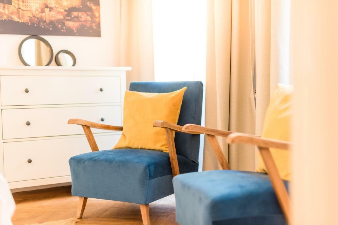 Oasis Apartments - Liberty Square Budapest Eksteriør billede